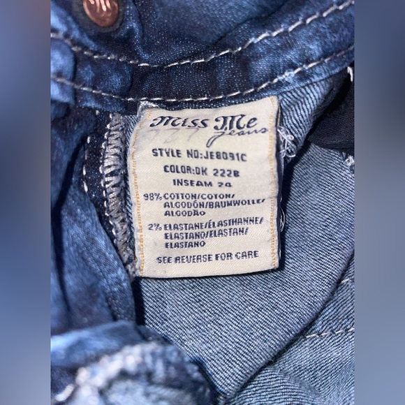 Signature Cropped Miss Me Jeans 👖 💙 - Picture 3 of 5